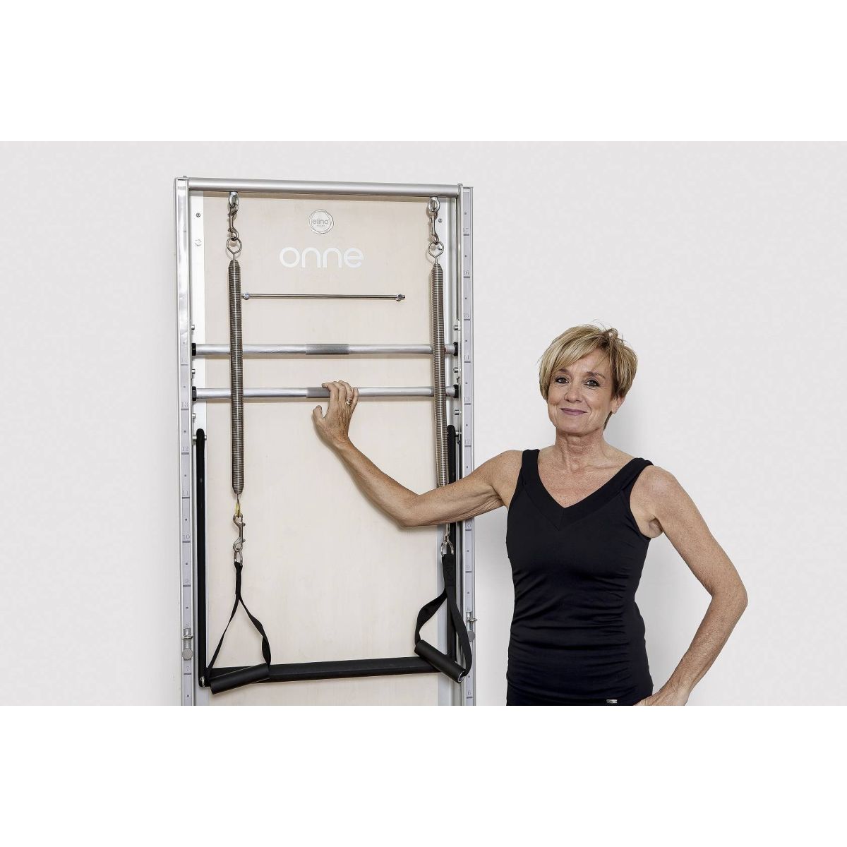 Onne Wall Unit